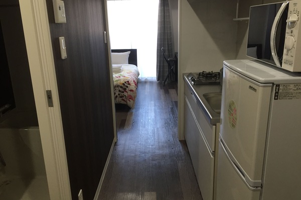 Fridge, microwave, stovetop