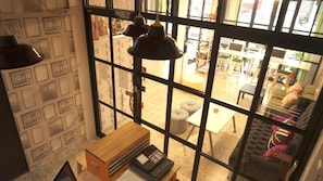 Sala de estar en el lobby