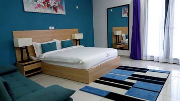 1 habitación, escritorio y wifi gratis