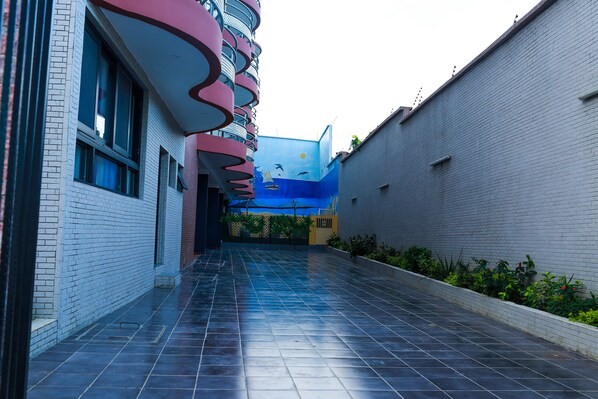 Free self-parking, free valet parking