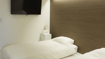 Premium bedding, free WiFi