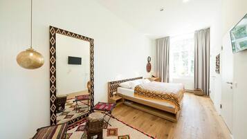 Premium bedding, minibar, in-room safe, individually furnished