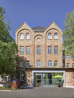 Exterior - Gabrium (Maria Enzersdorf)