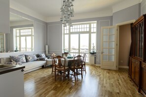 Deluxe Apartment, 1 Bedroom, Balcony, City View | In-room dining - Ratusha apartment (Lviv)