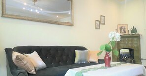 อพาร์ทเมนท์ (1 Room on  Rynok Sq., 16) | 1 ห้องนอน, เตารีด/โต๊ะรีดผ้า, เปล/เตียงเด็กอ่อน (ฟรี), Wi-Fi ฟรี