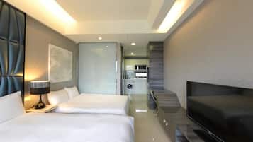 Standard Quadruple Room | Premium bedding, desk, blackout drapes, rollaway beds