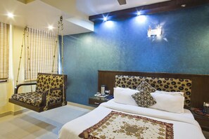 Room amenity - Hotel Shivdev International (New Delhi)