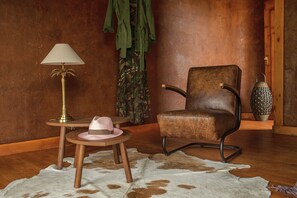 Interior detail - Olengoti Safari Camp - East Africa Camps (Maasai Mara)