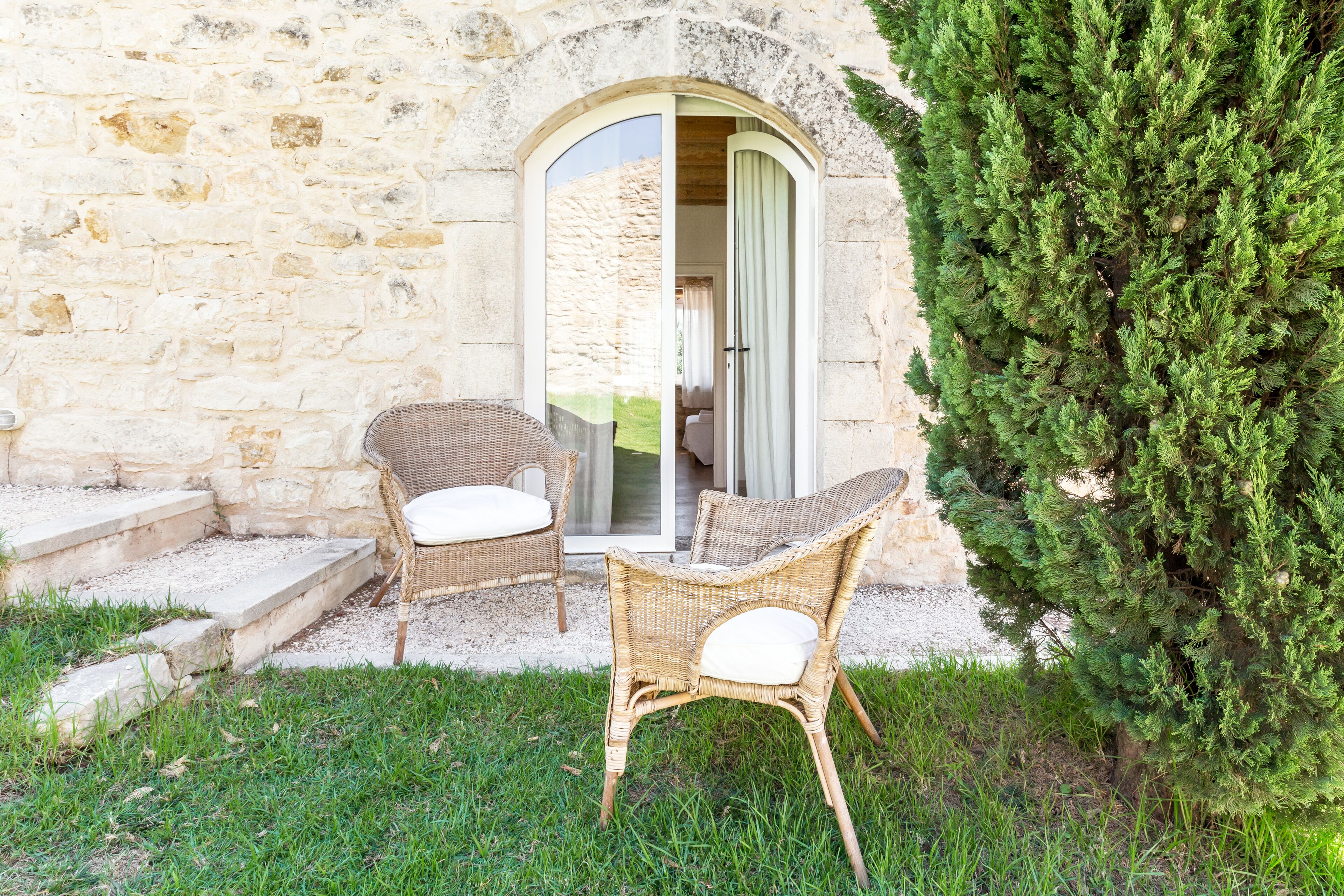 Romantische Suite, Blick auf den Weinberg (Carruba) | Blick auf den Garten