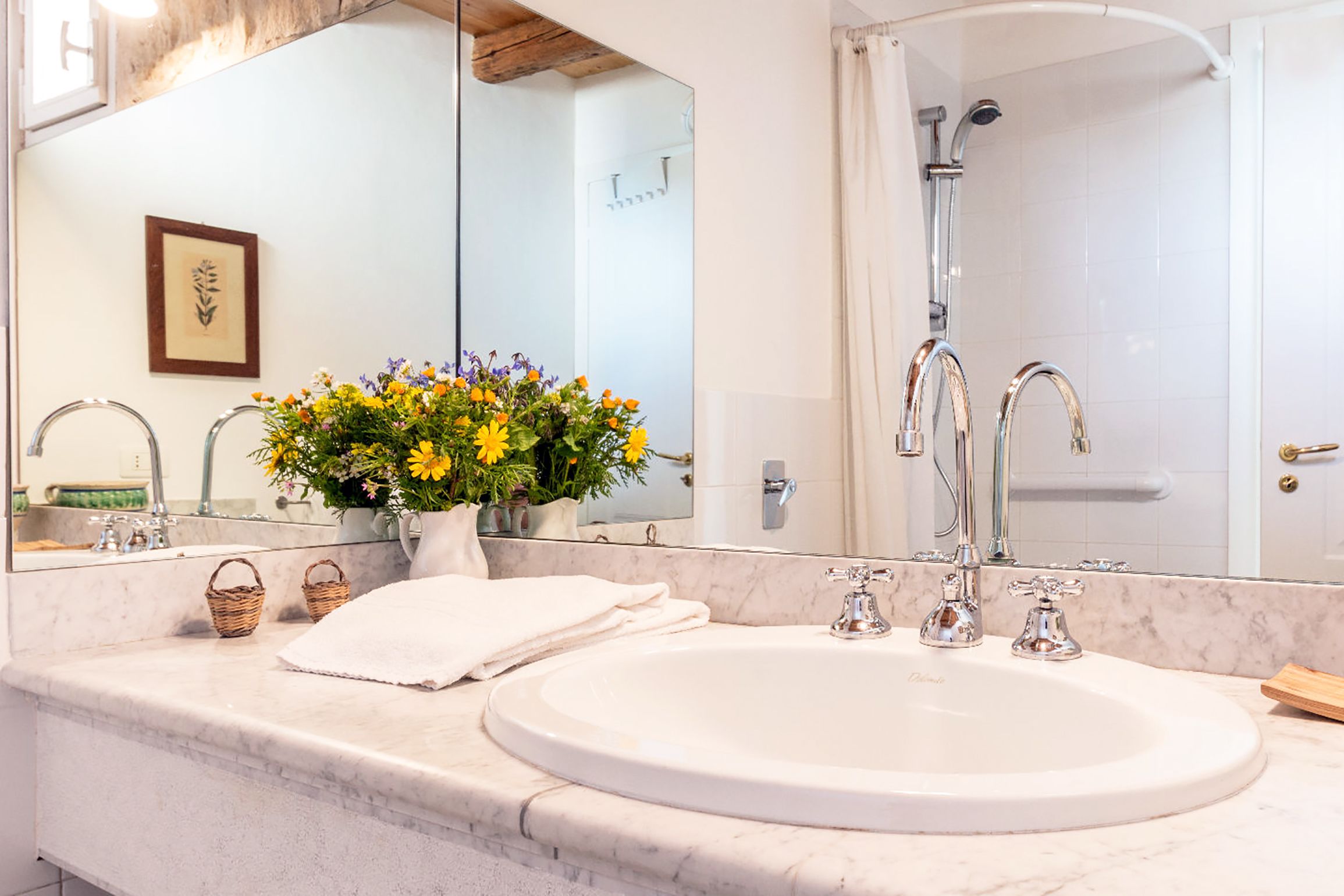 panoramic double room, 1 bedroom, vineyard view (vigna) | bathroom | free toiletries, hair dryer, bathrobes, bidet