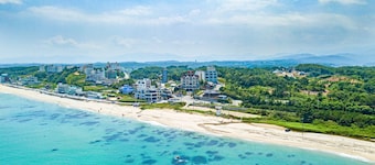 Gangneung Pension Sea and - Pet Friendly