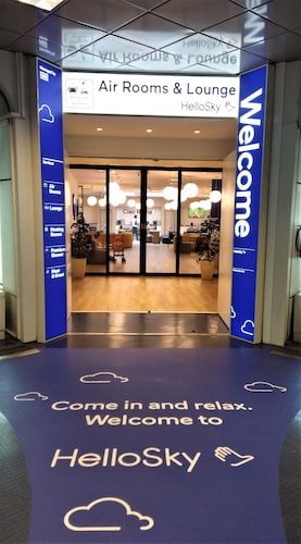 Air Rooms Rome Airport by HelloSky