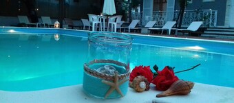 Sun Helios Garden Studios