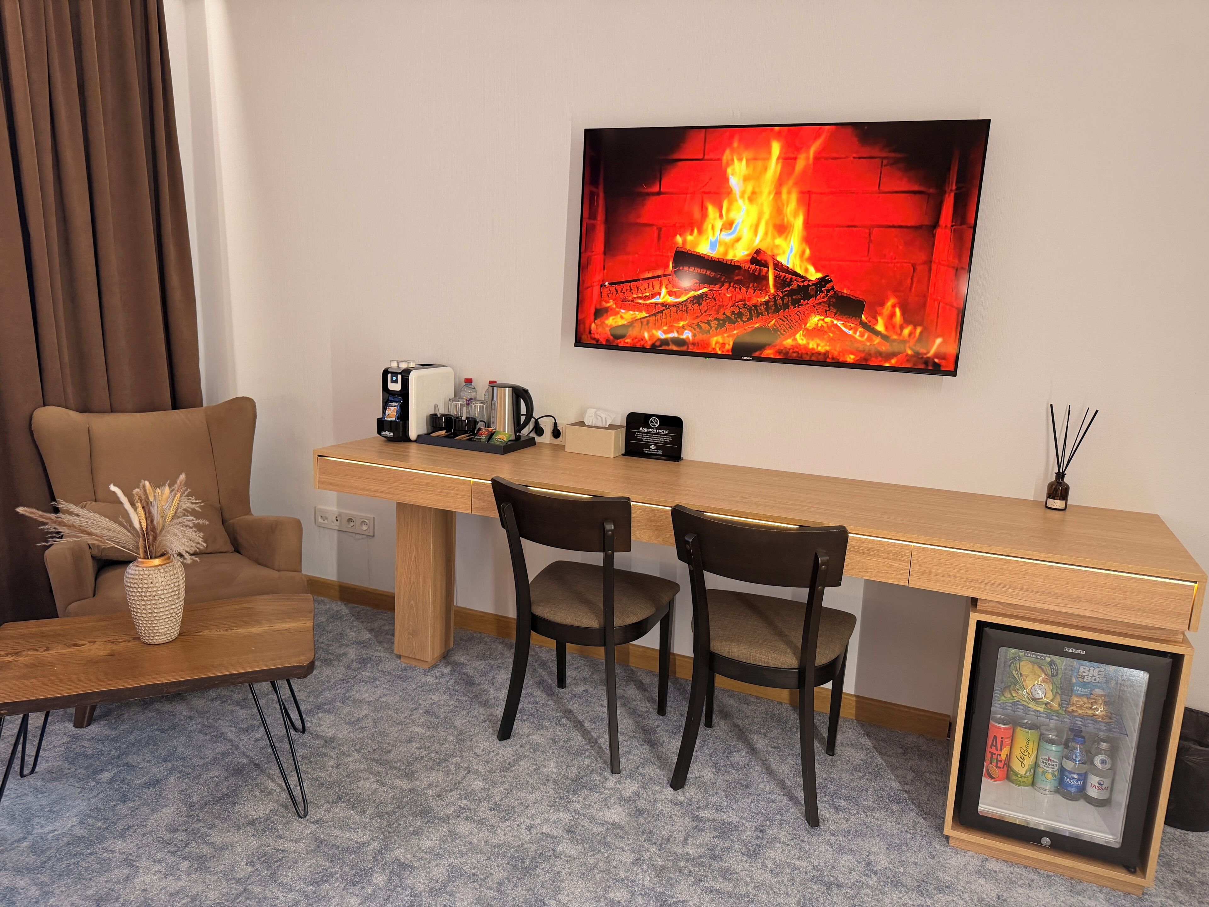 Standard Twin Room, Mountain View | Premium bedding, minibar, in-room safe, desk