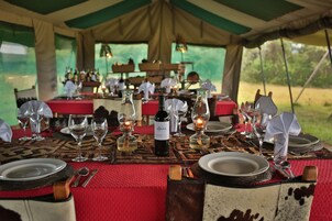 Desayuno completo gratuito y diario