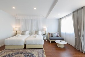 Premium Deluxe Room | Een gratis minibar, een kluis op de kamer, een bureau