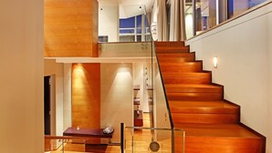 Staircase - Villa Glen Sunsets (Cape Town)