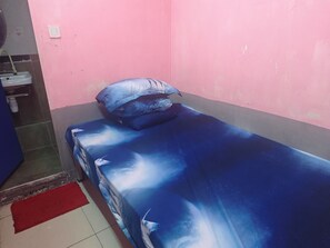 Basic Double Room | Free WiFi, bed sheets, wheelchair access