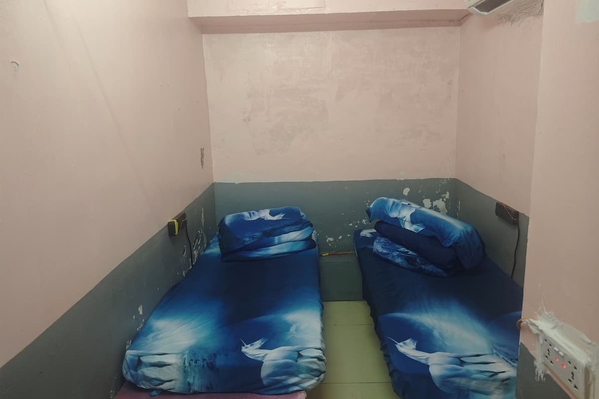 Twin Room | Free WiFi, bed sheets, wheelchair access