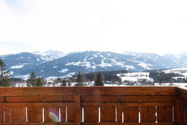 Balcony view - Jugendhaus Edelweiß (Ramsau am Dachstein)