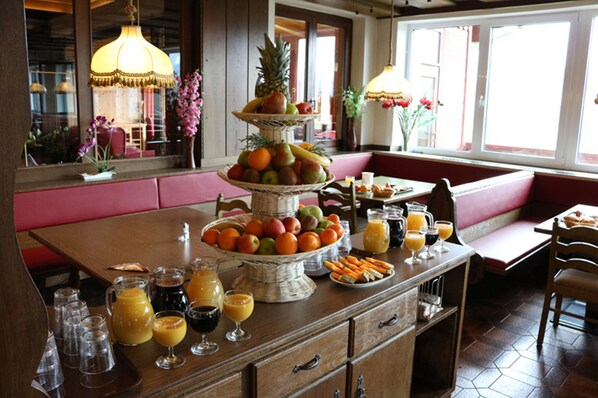 Buffet - Jugendhaus Edelweiß (Ramsau am Dachstein)