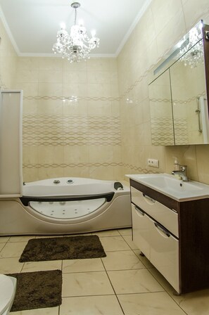 Bathroom - Hotrent Ivana Franka St. 27 (Kyiv)
