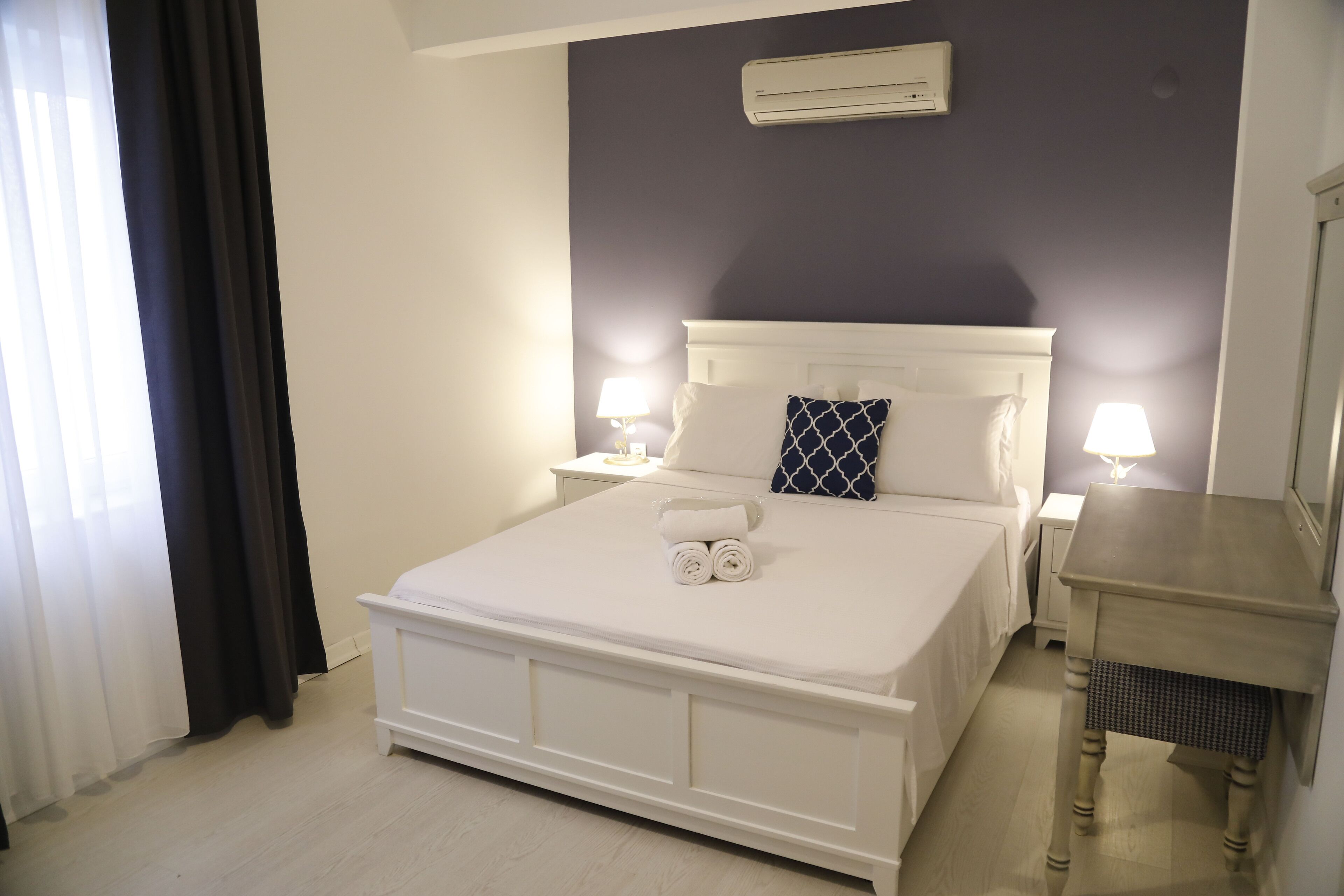 standard room | desk, iron/ironing board, free wifi