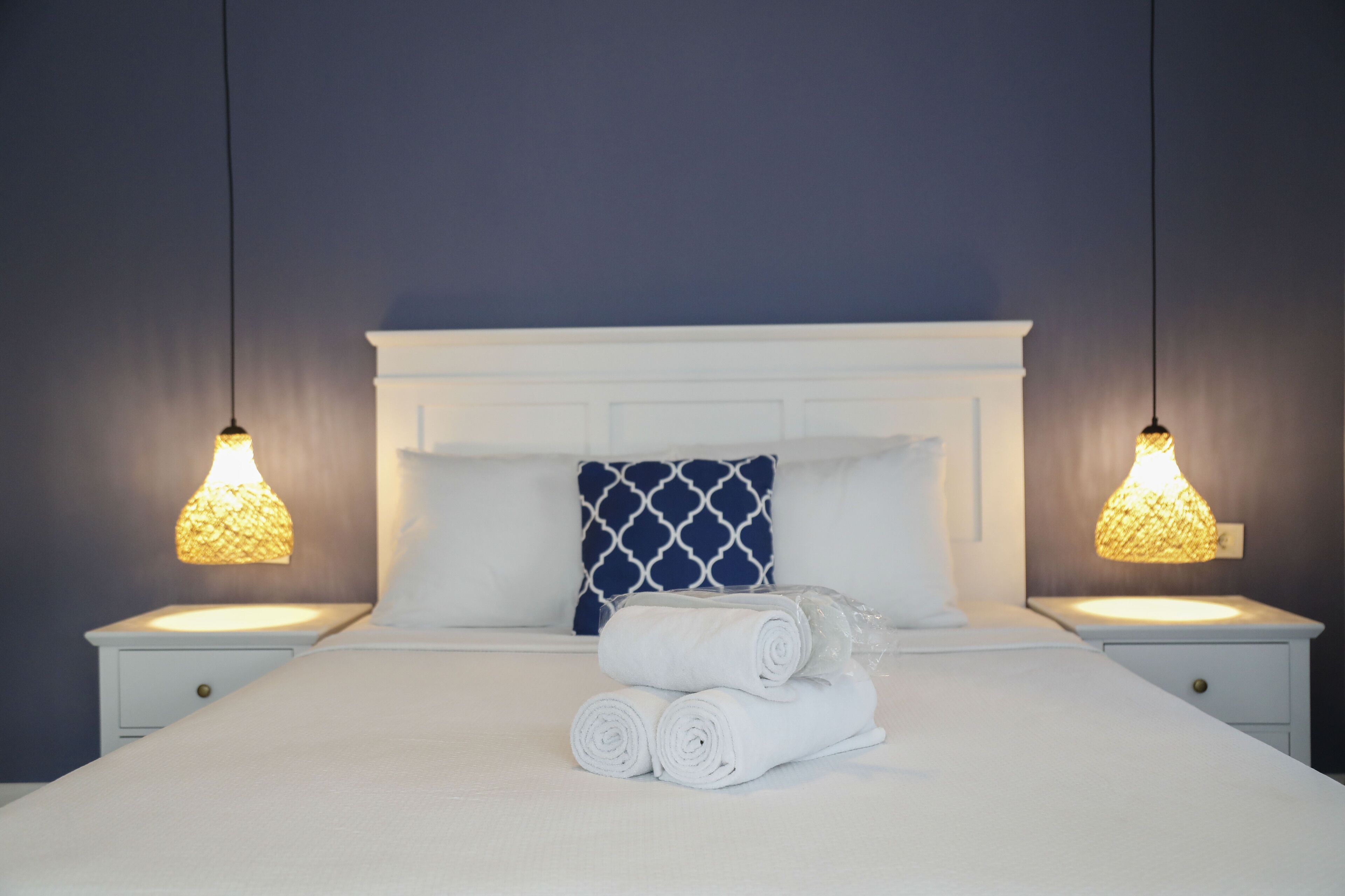 junior room | desk, iron/ironing board, free wifi