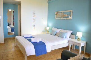 Studio | Desk, iron/ironing board, free WiFi, bed sheets - Sofia (Apokoronas)