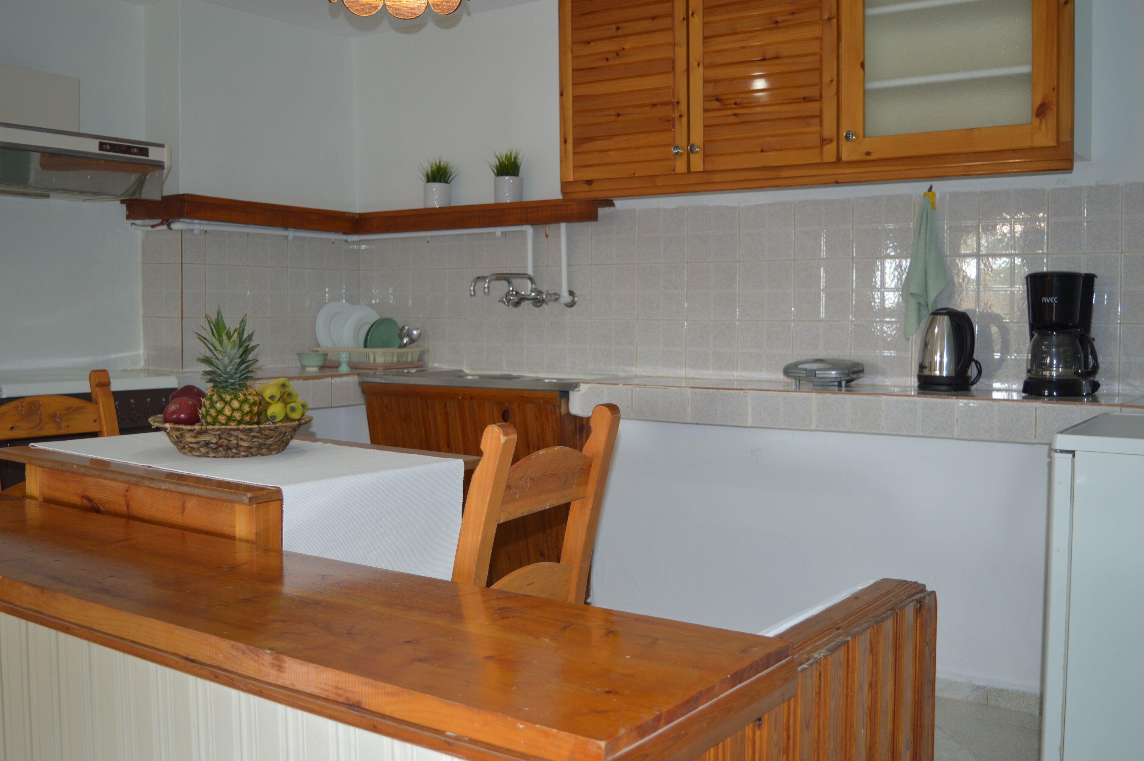 Triple Room | Private kitchen | Fridge, stovetop, coffee/tea maker, electric kettle