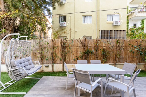 Comfort Apartment, 2 Bedrooms, Patio, Garden View | Terrace/patio