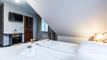 Tabla de planchar con plancha, cunas gratuitas, wifi gratis