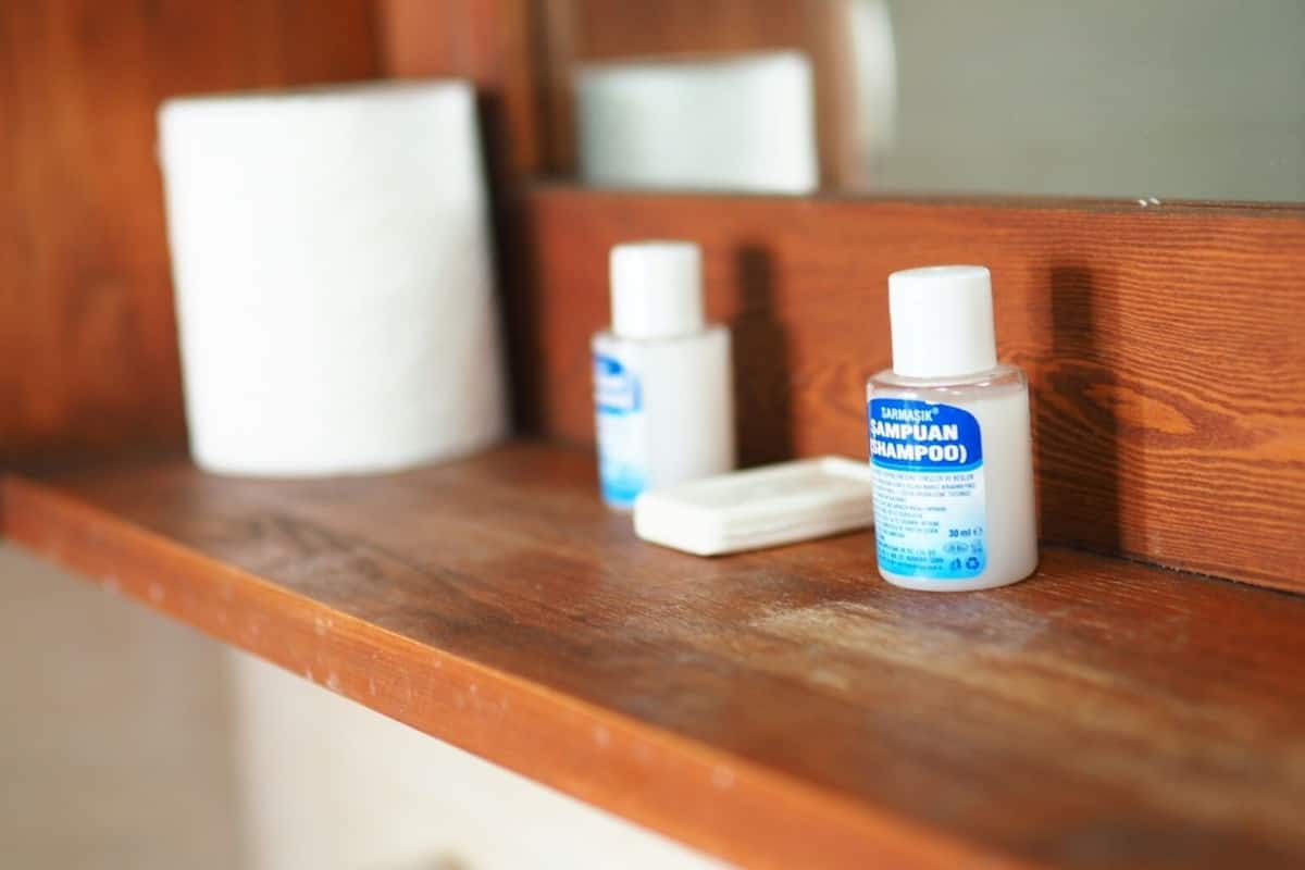 double or twin room | bathroom | shower, free toiletries, hair dryer, slippers