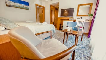 Sengetøy av topp kvalitet, dundyner, memory foam-senger og minibar