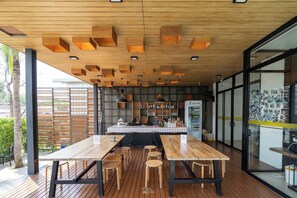 Poolside bar - Book a Bed Poshtel - Hostel (Phuket)