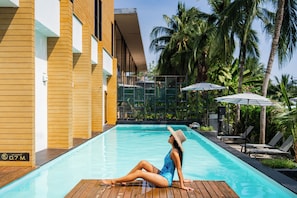 Sun deck