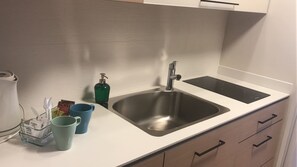 Full-size fridge, microwave - Spectacular Place - Adults Only (Tel Aviv)
