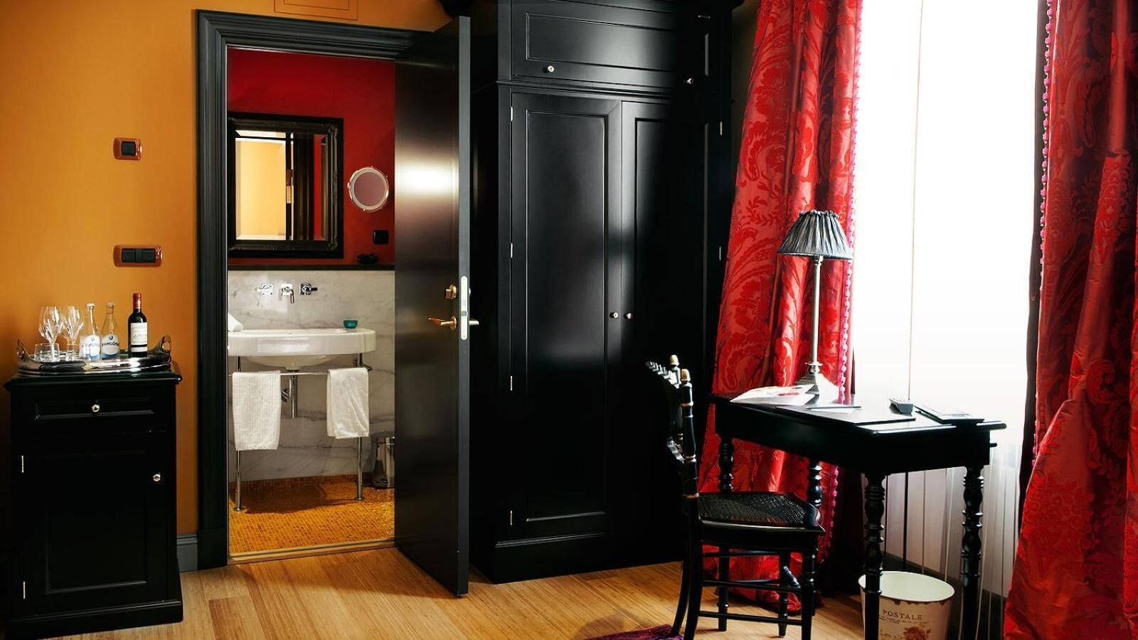 Photo - Dorsia Hotel & Restaurant