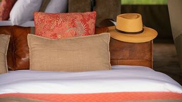 Juniorrum | Skrivbord, mörkläggningsgardiner och sängkläder