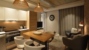 Standard Apartment, 2 Bedrooms (Matrix) | In-room dining - Century City Luxury Apartments (Cape Town)