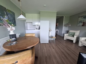 Comfort Apartment, 1 Bedroom | Private kitchen | Full-size fridge, stovetop, espresso maker, coffee/tea maker - Bed & Breakfast Boszicht Leeuwarden (Leeuwarden)
