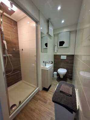 Bathroom - Bed & Breakfast Boszicht Leeuwarden (Leeuwarden)