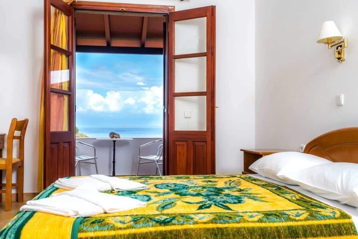 superior double room | 1 bedroom, desk, soundproofing, free wifi