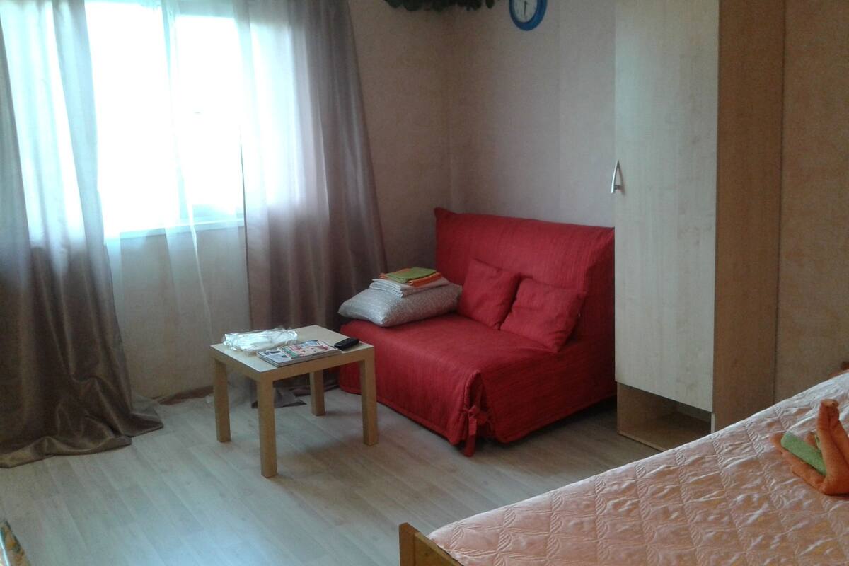 Standard-Dreibettzimmer | Verdunkelungsvorhänge, Bügeleisen/Bügelbrett, kostenloses WLAN