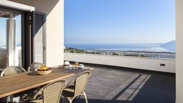 Villa (Melia) | Balcony