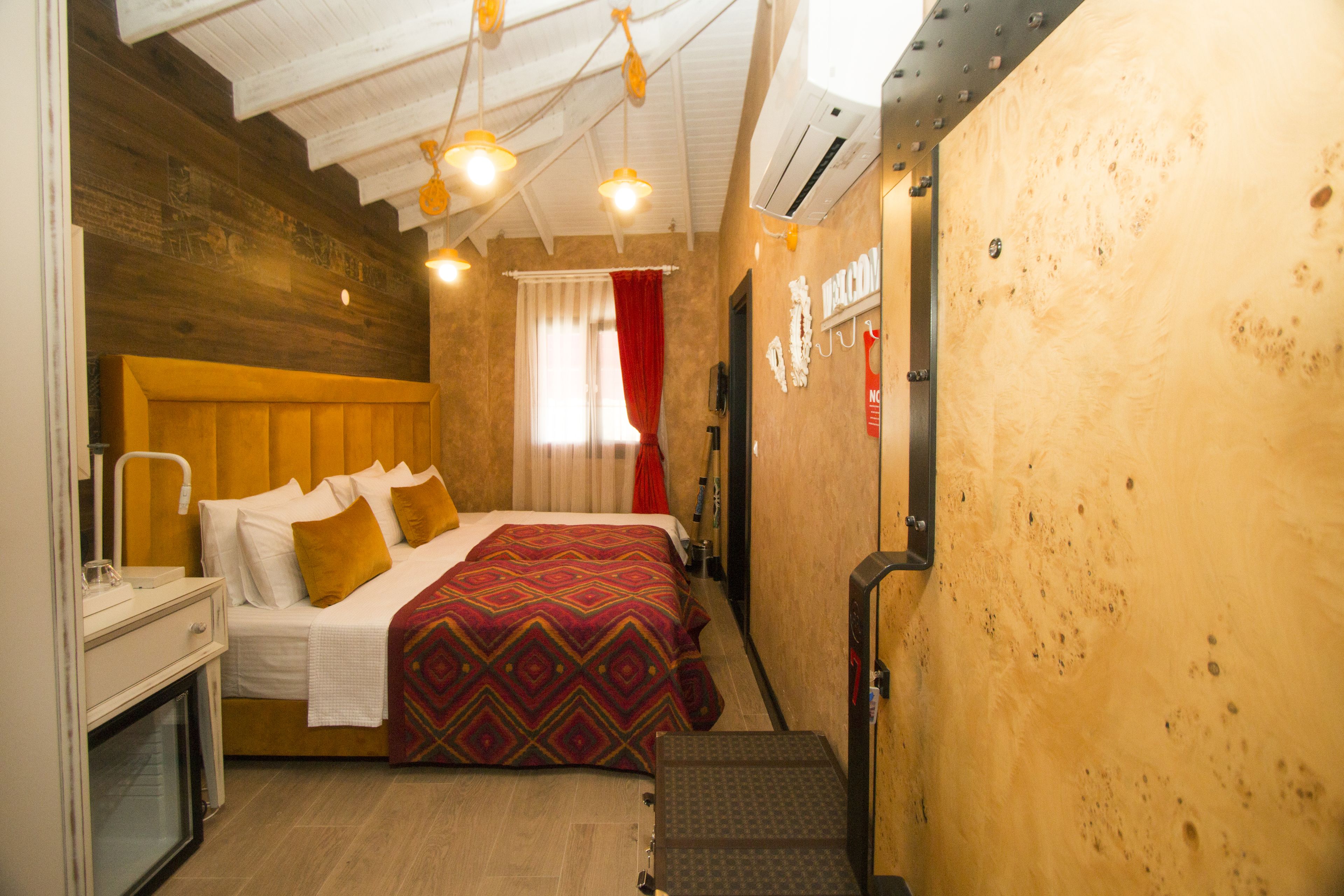 Frette Italian sheets, minibar, in-room safe, individually decorated