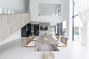 Deluxe Duplex Suite | 1 bedroom, premium bedding, minibar, desk - Core Fire Villafound Tongli (Suzhou)