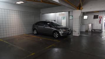Kısıtlı kapasitede otopark