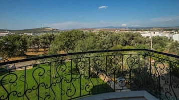 Triple Room, Mountain View | View from room