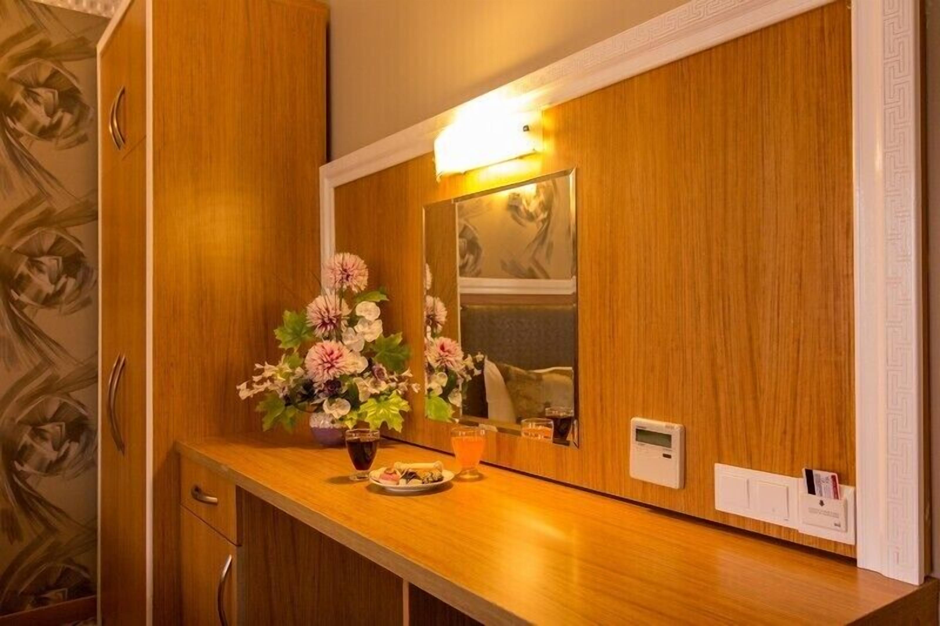 Photo - Grand Rosa Hotel